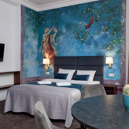 So In Apartament