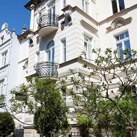 So In Apartament